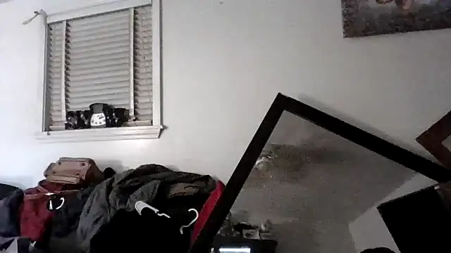 LadySn0w26 online show from 07/24/26, 05:03