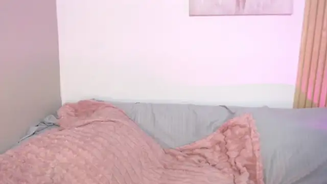 chloe peach  online show from 05/02/26, 01:38