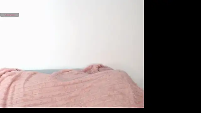 chloe peach  online show from 05/22/26, 12:03