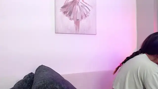 chloe peach  online show from 01/17/26, 12:31