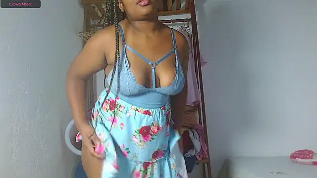 chanellmontes3 online show from 04/25/26, 06:16