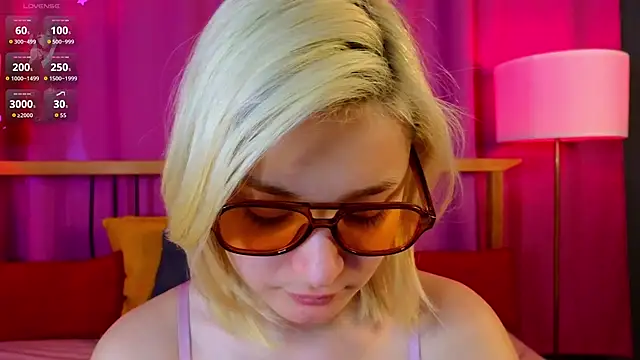 Snapshot of BarbaraGreen chatting on 06/22/26, 07:38 BarbaraGreen online show from 06/22/26, 07:38