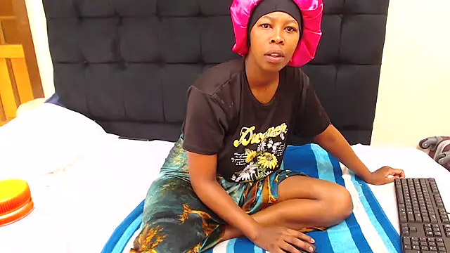 Sexy Baddie online show from 02/14/26, 06:46