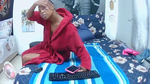 Sexy Baddie online show from 04/13/26, 03:49