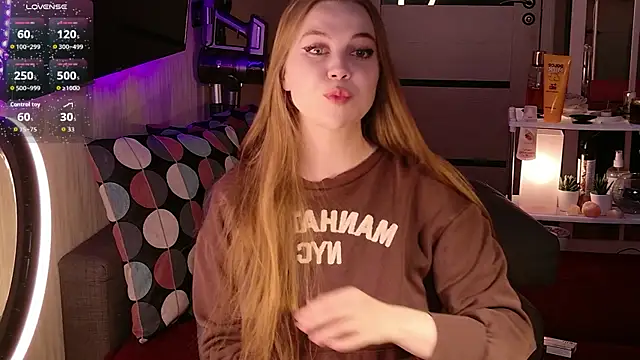 bratwifelina online show from 04/18/26, 12:07