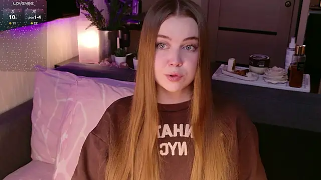 bratwifelina online show from 03/02/26, 09:00