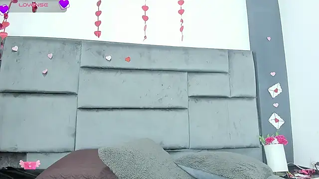 Liam Grant online show from 02/25/26, 06:41