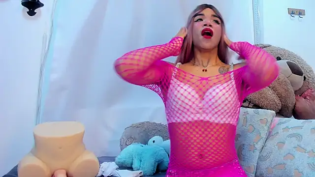 Samantha Blaze1 online show from 07/06/26, 11:06