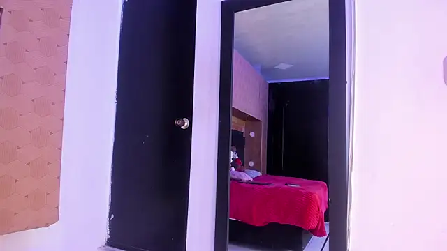 Samantha Blaze1 online show from 04/12/26, 11:13