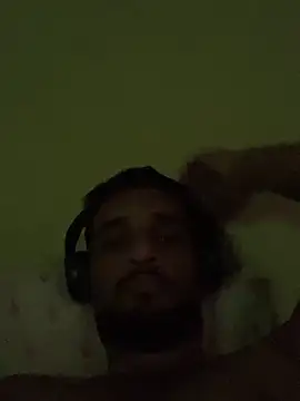 Snapshot of Wicy23 chatting on 04/07/26, 02:41 Wicy23 online show from 04/07/26, 02:41