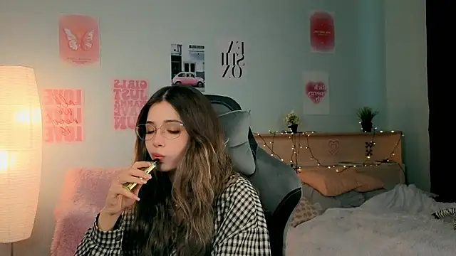 dinnerwithflowers online show from 03/22/26, 01:45