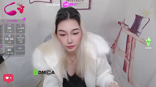 Snapshot of cu003 chatting on 02/09/26, 06:33 cu003 online show from 02/09/26, 06:33