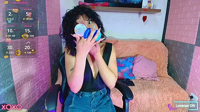 hotcakes uwu online show from 05/23/26, 03:16