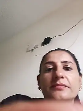 Snapshot of Luna_seductora12 chatting on 02/25/26, 11:54 Luna seductora12 online show from 02/25/26, 11:54