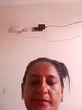 Snapshot of Luna_seductora12 chatting on 03/02/26, 12:12 Luna seductora12 online show from 03/02/26, 12:12