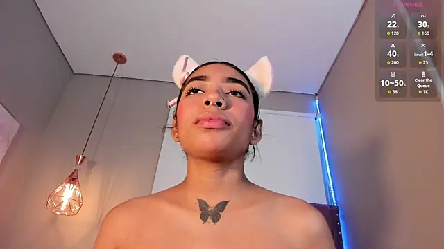 Scarlet Vixen  online show from 04/05/26, 12:45