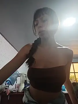 Snapshot of -Lore- chatting on 02/15/26, 03:33 -Lore- online show from 02/15/26, 03:33