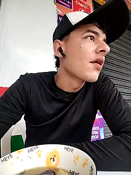 attractive-sexx online show from 04/02/26, 05:19