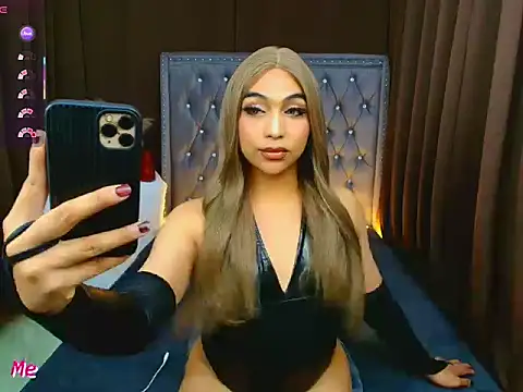 Snapshot of Clea_Moore chatting on 02/24/26, 06:03 Clea Moore online show from 02/24/26, 06:03