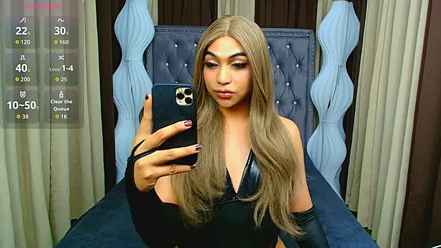 Snapshot of Clea_Moore chatting on 02/20/26, 05:04 Clea Moore online show from 02/20/26, 05:04