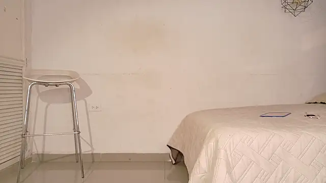 sofia laverde online show from 02/09/26, 07:45