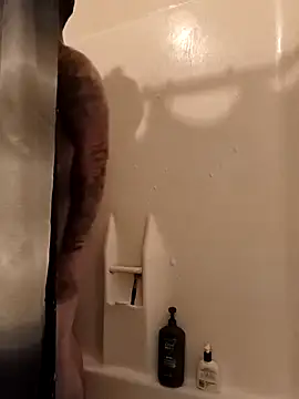 ThickaThuckDick07 online show from 04/04/26, 12:45