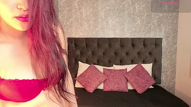 Snapshot of amber__moon1 chatting on 02/04/26, 07:31 amber moon1 online show from 02/04/26, 07:31