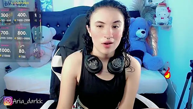 Snapshot of AriaDark chatting on 02/27/26, 09:03 AriaDark online show from 02/27/26, 09:03