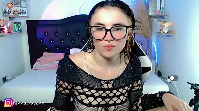 AriaDark online show from 04/12/26, 09:07