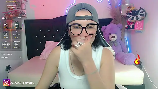 Snapshot of AriaDark chatting on 06/12/26, 09:12 AriaDark online show from 06/12/26, 09:12