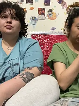 RavenEllieUniverse online show from 02/19/26, 01:13