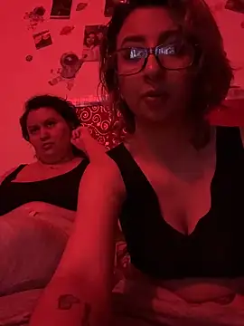 RavenEllieUniverse online show from 02/26/26, 05:18