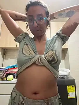 RavenEllieUniverse online show from 03/08/26, 02:59