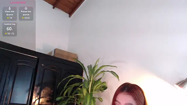 Snapshot of Mia_Volkova_ chatting on 05/15/26, 03:10 Mia Volkova online show from 05/15/26, 03:10
