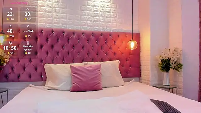 nela moretti online show from 03/28/26, 03:35