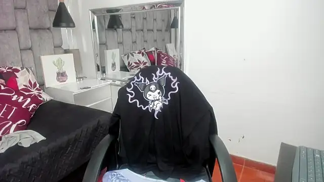 JenniQ69 online show from 02/25/26, 01:33