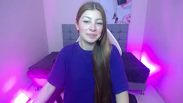 Snapshot of Ashley_benson_x chatting on 02/16/26, 07:01 Ashley benson x online show from 02/16/26, 07:01