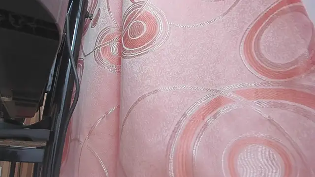 lovely  kiss   online show from 05/12/26, 06:14