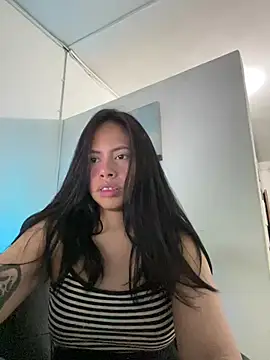 CarolinaRaven online show from 02/11/26, 03:50