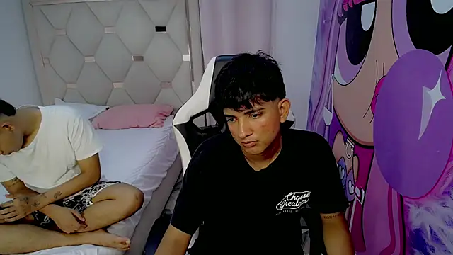 Snapshot of Maxwell_boys chatting on 02/07/26, 03:47 Maxwell boys online show from 02/07/26, 03:47