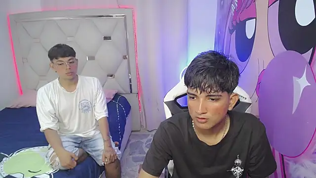 Snapshot of Maxwell_boys chatting on 01/19/26, 02:59 Maxwell boys online show from 01/19/26, 02:59