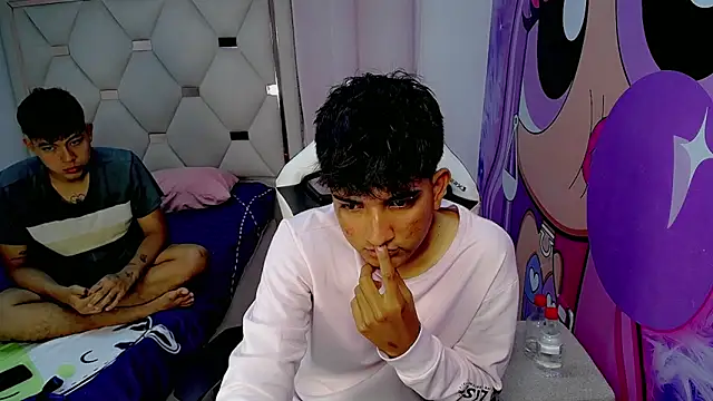 Snapshot of Maxwell_boys chatting on 02/09/26, 03:37 Maxwell boys online show from 02/09/26, 03:37