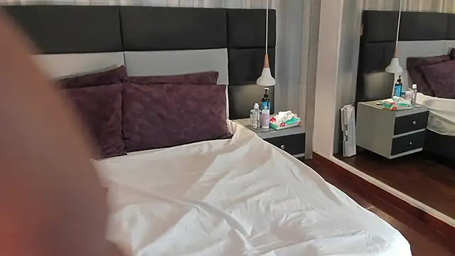 pamelamendez 1 online show from 02/06/26, 04:30