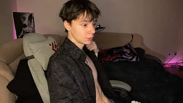 VanthonyV online show from 01/16/26, 04:49