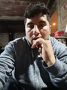 Snapshot of alewiin chatting on 06/02/26, 03:39 alewiin online show from 06/02/26, 03:39