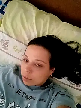 Snapshot of RossyAlvarez chatting on 06/02/26, 08:09 RossyAlvarez online show from 06/02/26, 08:09