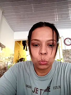 Snapshot of RossyAlvarez chatting on 06/23/26, 05:22 RossyAlvarez online show from 06/23/26, 05:22