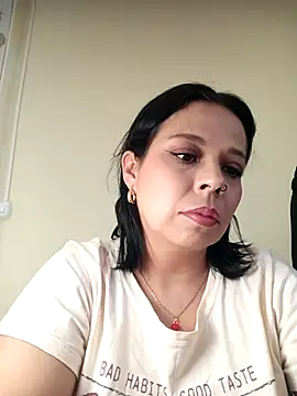 Snapshot of RossyAlvarez chatting on 07/07/26, 10:13 RossyAlvarez online show from 07/07/26, 10:13