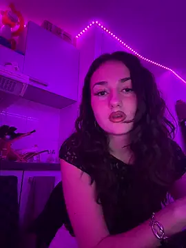 claraaaa06 online show from 02/04/26, 09:54