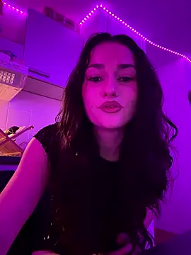 claraaaa06 online show from 01/18/26, 08:34